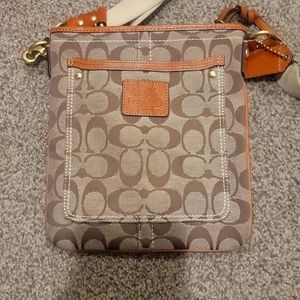 Small Coach shoulder bag